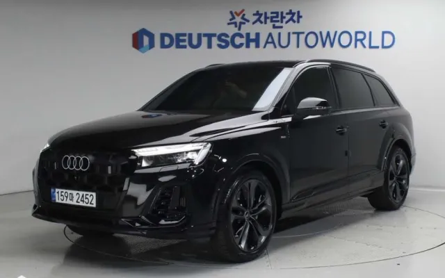 캐스퍼전기차 중고차 Q7 (4M) 55 TFSI 콰트로 프리미엄 매물 사진 1 - 2025/10 12,605km